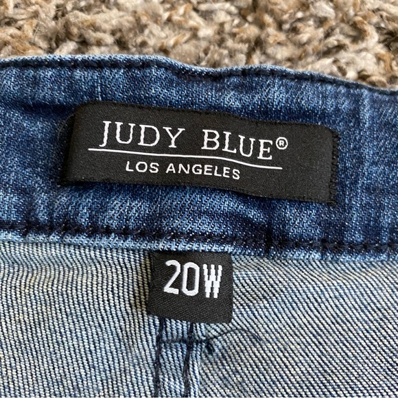 Judy Blue Starlight Jeans Women’s 20W Blue High Rise Embroidered Star Raw Hem - Picture 11 of 14